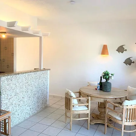 Apartment Apartamento Benito 4 *